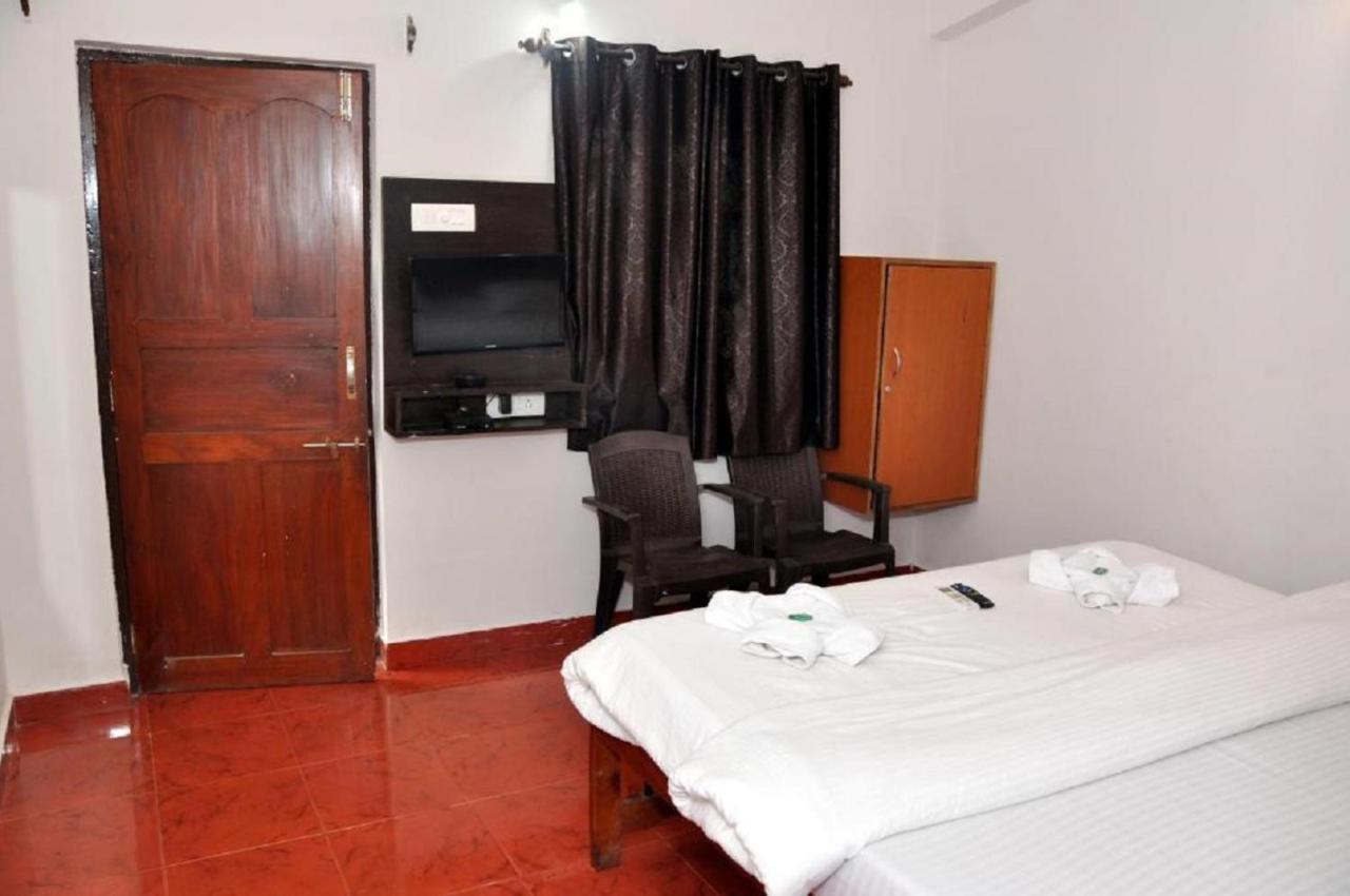 Baga Beach Paradise Hotel Luaran gambar